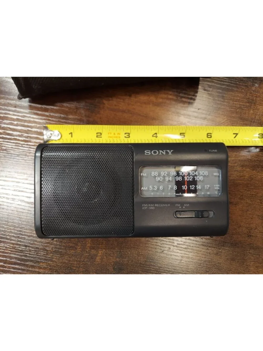 Vintage Sony ICF-380 FM/AM Portable Radio - TESTED 1540